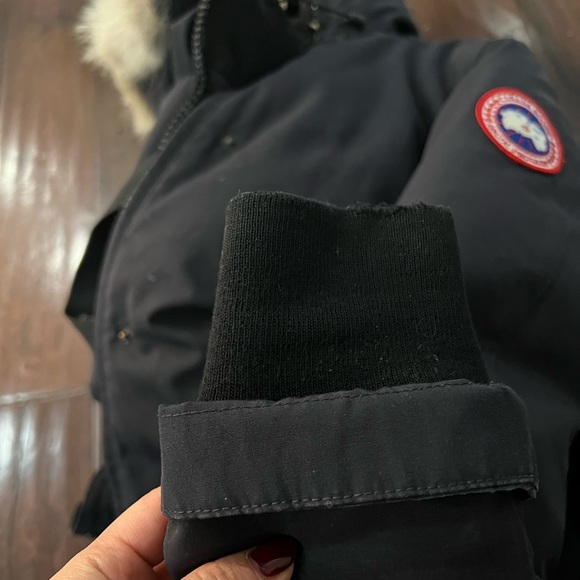 Canada Goose Victoria Parka- 3037L- XXS- ADMIRAL BLUE (Close to black) - Picture 11 of 14